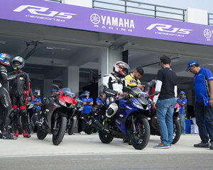 Yamaha R15 Media Test Ride